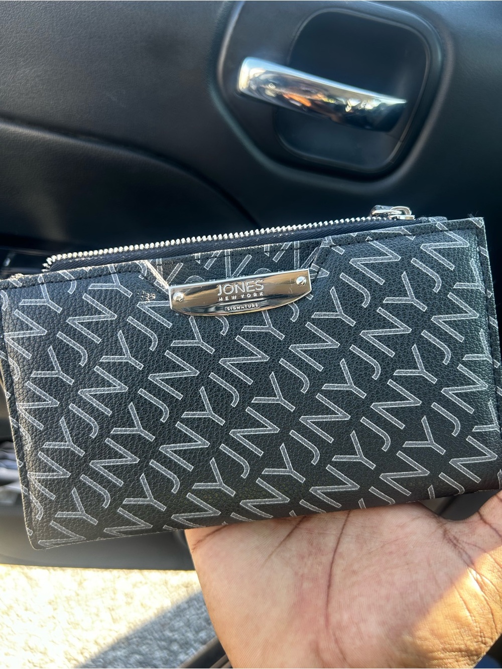 Jones New York Black Signature Zip Wallet